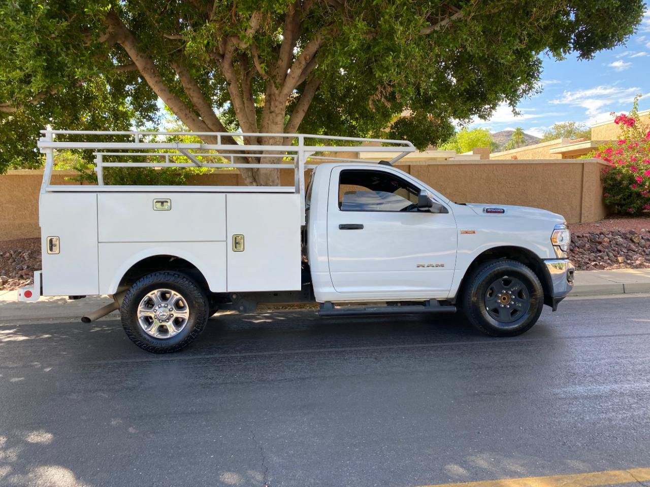 Used 2022 RAM 2500 Big Horn w/ Level A Equipment Group RWD image 2