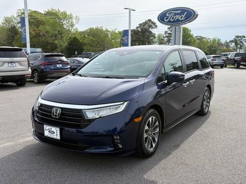 Used 2024 Honda Odyssey EX-L image 1
