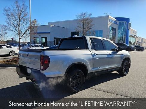Certified 2025 Honda Ridgeline Sport+ image 9