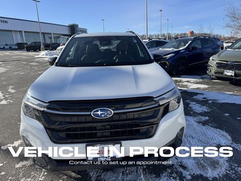 Used 2025 Subaru Forester Touring w/ Popular Package - Touring image 8