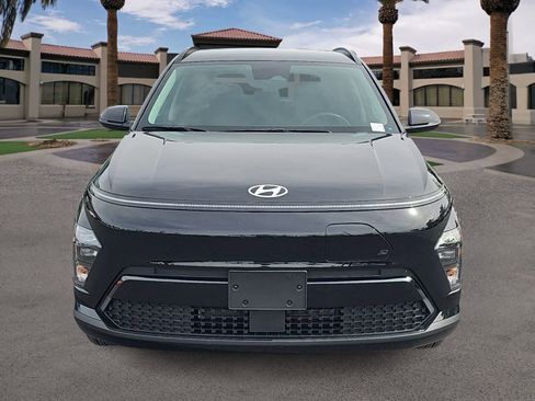 Certified 2025 Hyundai Kona SEL FWD image 3