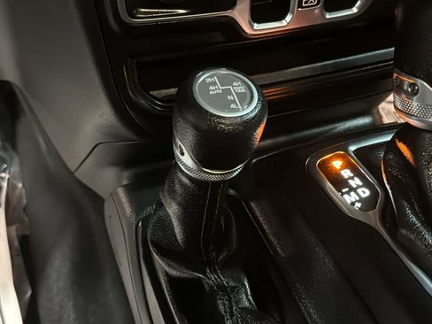 Used 2024 Jeep Wrangler Unlimited w/ Convenience Group AWD/4WD image 20