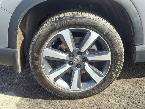 Used 2025 Honda Pilot Touring image 35