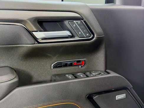 Used 2025 GMC Sierra 1500 AT4 AWD/4WD image 20