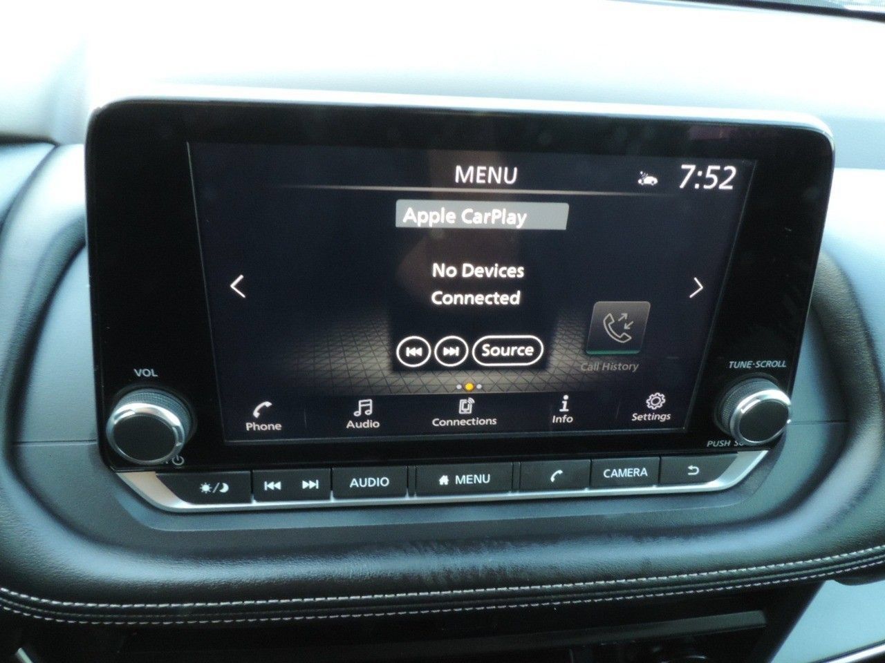Used 2023 Nissan Rogue SV FWD image 22