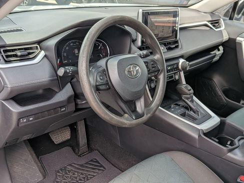 Used 2024 Toyota RAV4 XLE w/ Convenience Package FWD image 30
