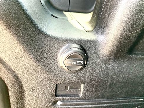 Used 2019 Jeep Wrangler Unlimited Rubicon AWD/4WD image 22