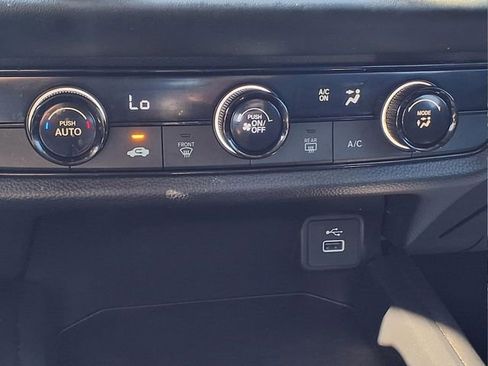 Used 2024 Honda HR-V LX image 19