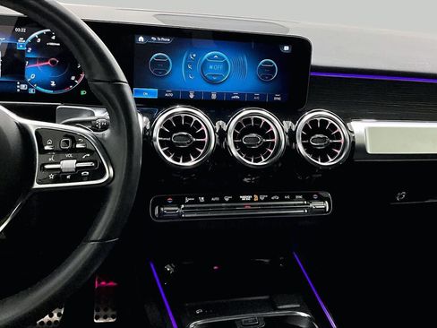 Certified 2023 Mercedes-Benz GLB 250 image 7