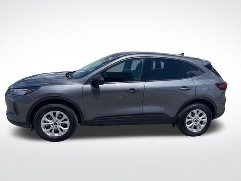 Used 2025 Ford Escape Active AWD/4WD image 2