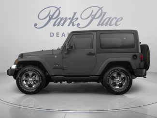 Used 2017 Jeep Wrangler Unlimited Sahara AWD/4WD video 2