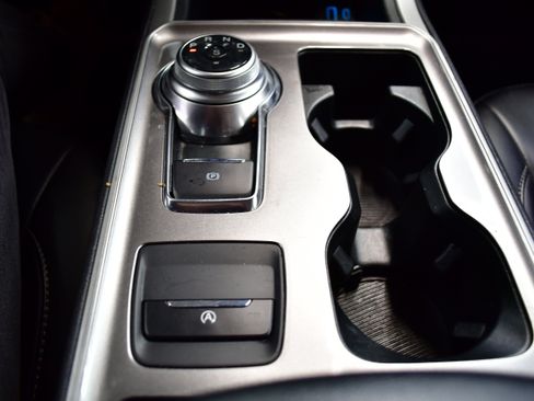 Used 2024 Ford Edge SEL image 34