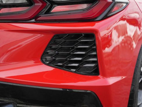 Used 2021 Chevrolet Corvette Stingray Preferred Cpe w/ Engine Appearance Package image 74