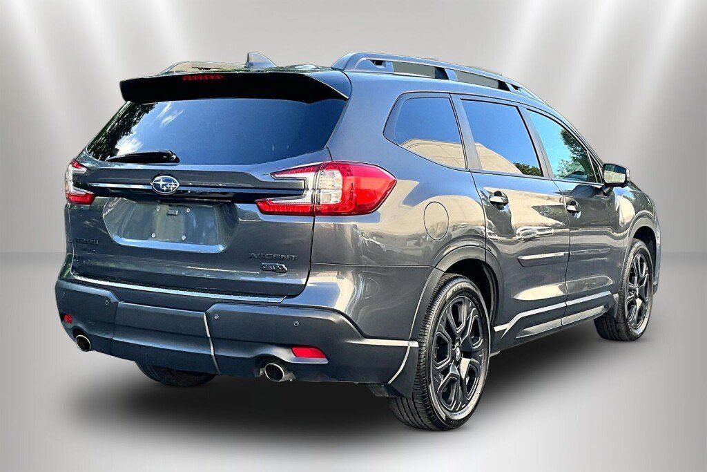 Used 2023 Subaru Ascent Onyx Edition Limited AWD/4WD image 5
