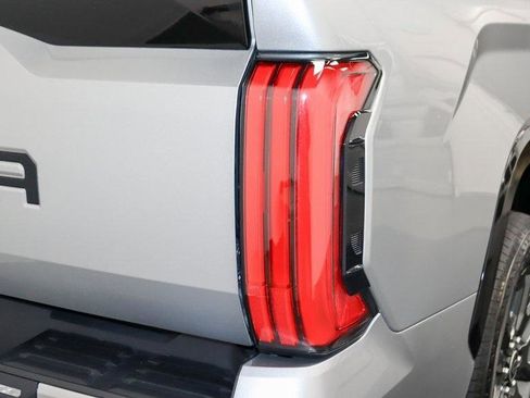 Used 2023 Toyota Tundra Platinum image 11