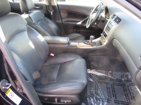 Used 2009 Lexus IS 250 AWD image 23