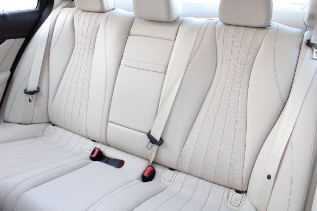 Used 2018 Mercedes-Benz E 300 image 21