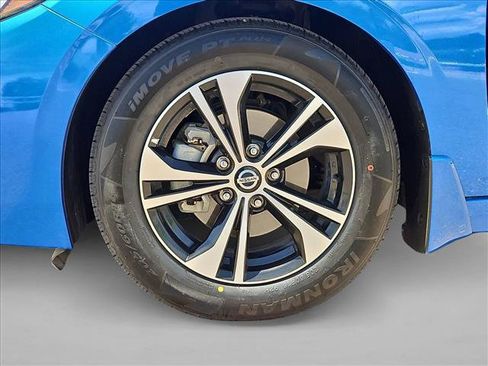 Used 2023 Nissan Sentra SV w/ All-Weather Package FWD image 23