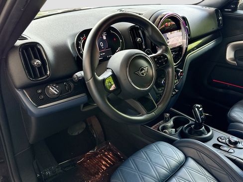 Certified 2023 MINI Cooper Countryman S w/ Signature Upholstery Package FWD image 9
