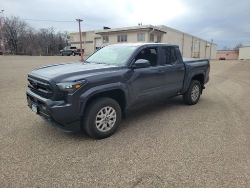 Used 2024 Toyota Tacoma SR5 image 27