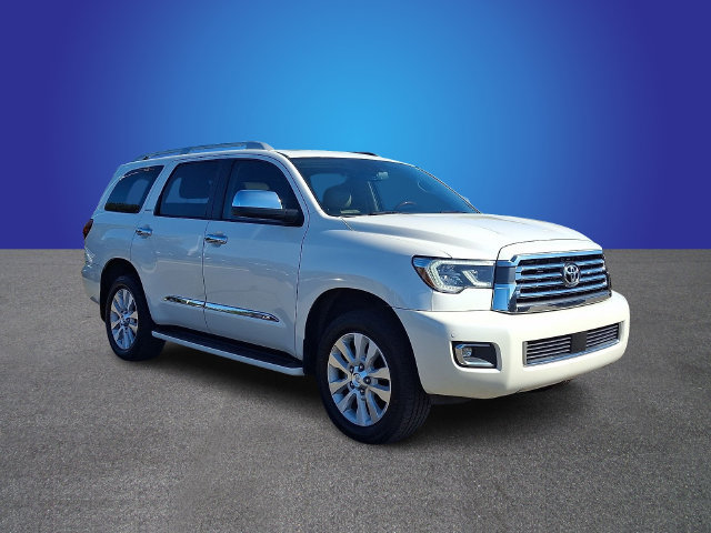 Used 2018 Toyota Sequoia Platinum AWD/4WD image 3