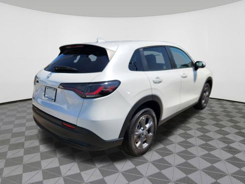 New 2026 Honda HR-V LX image 4
