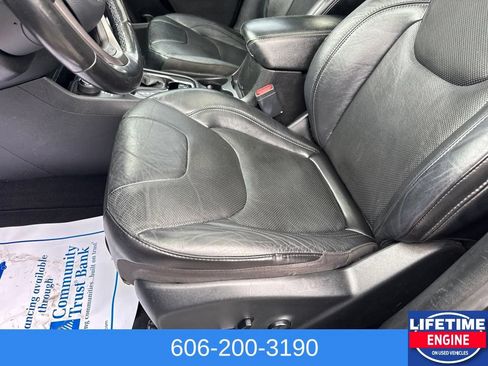 Used 2020 Jeep Cherokee Limited AWD/4WD image 22