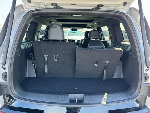 Certified 2025 Hyundai Santa Fe Calligraphy image 6