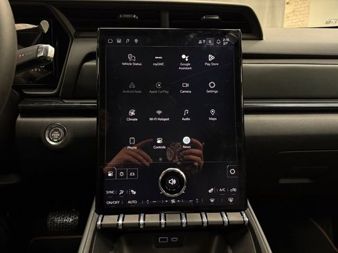 New 2026 GMC Terrain AT4 w/ LPO, Black Badging Package image 29