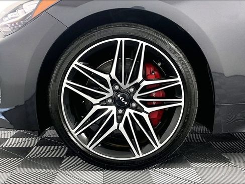 Used 2023 Kia Stinger GT2 RWD image 8