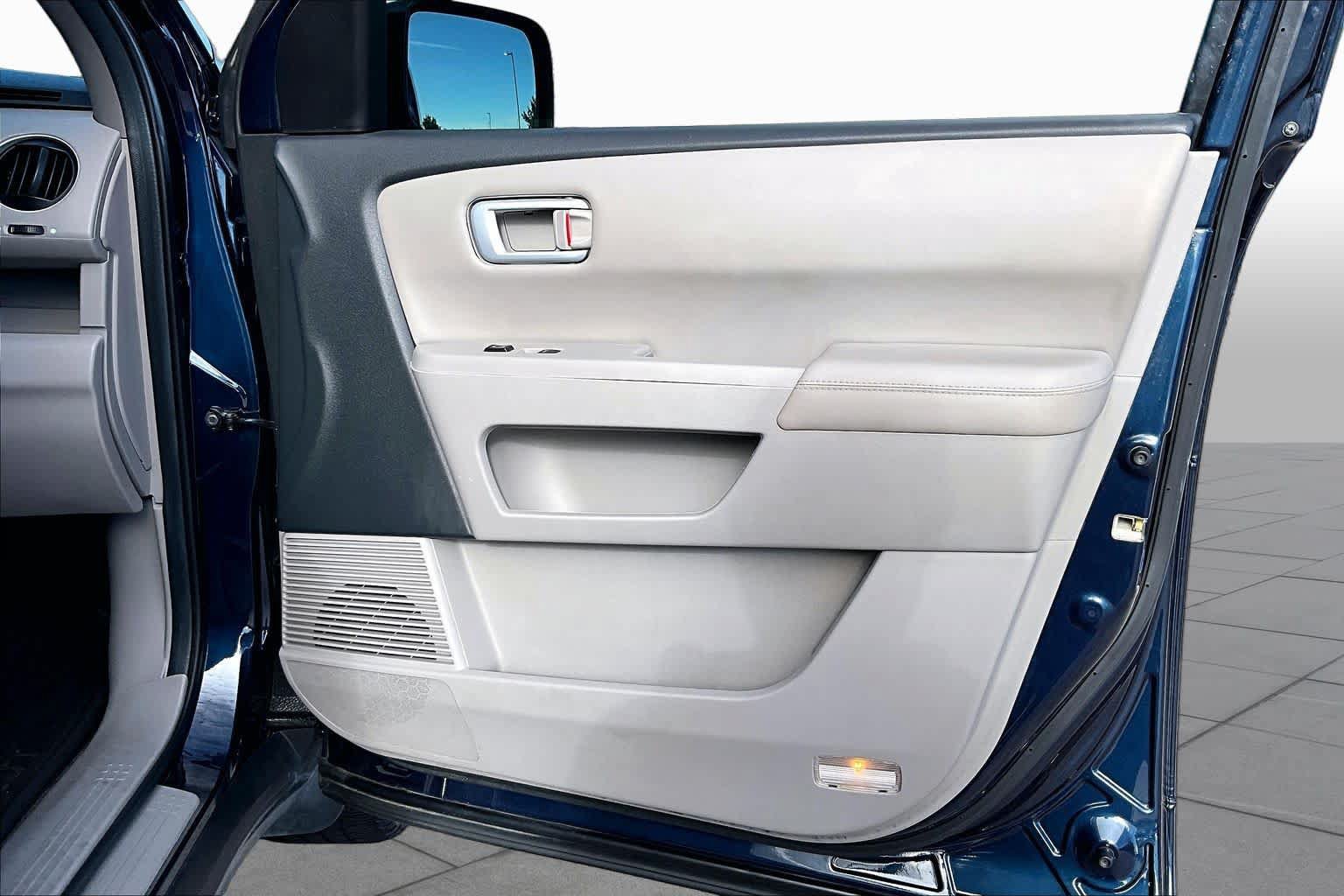 Used 2011 Honda Pilot EX-L image 21