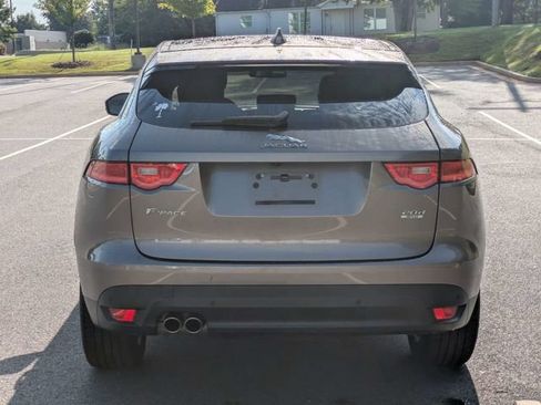 Used 2017 Jaguar F-PACE Prestige AWD/4WD image 5