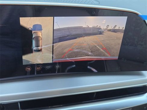 New 2025 Cadillac Lyriq Luxury image 25