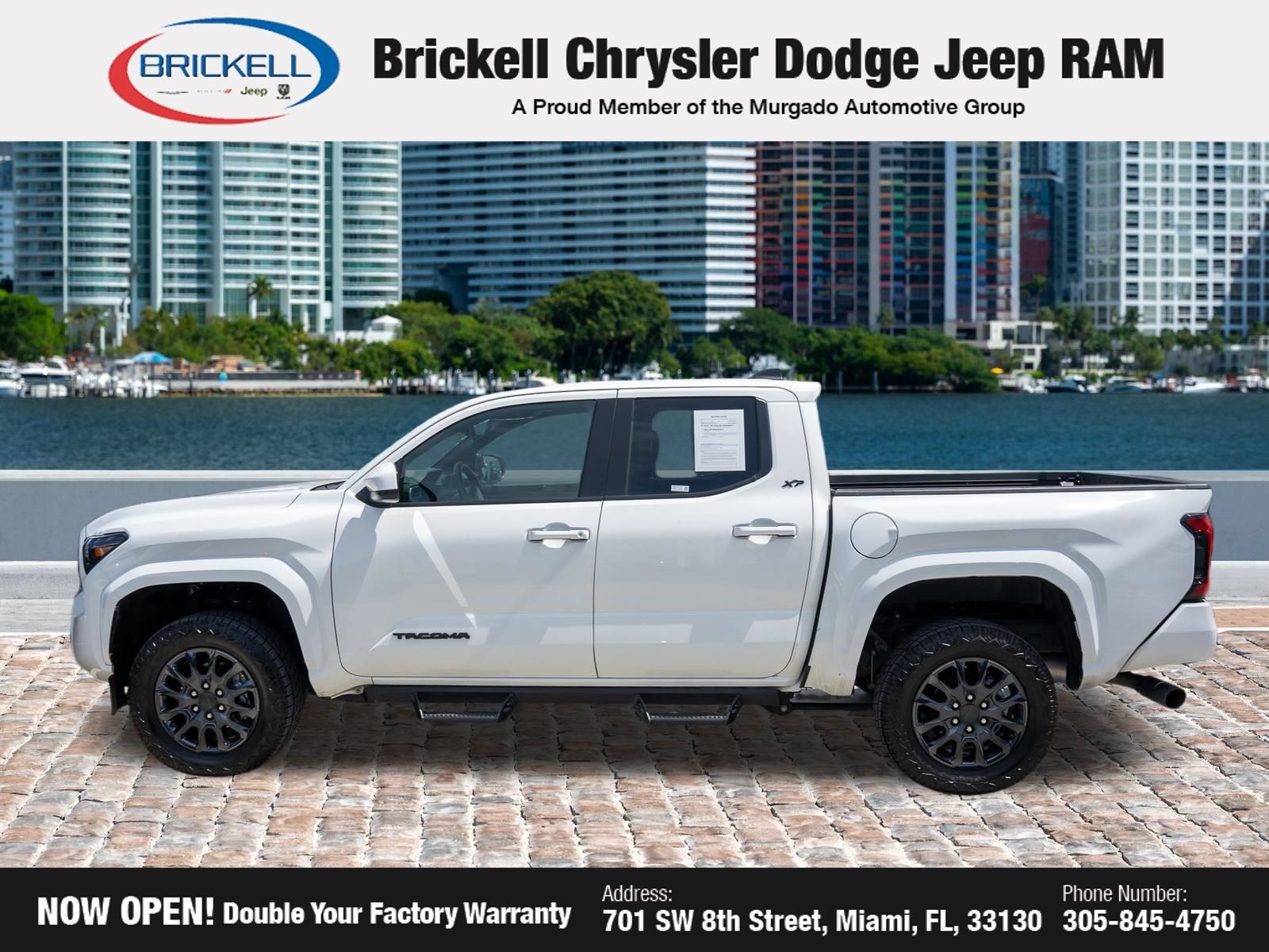 Used 2025 Toyota Tacoma SR5 AWD/4WD image 8