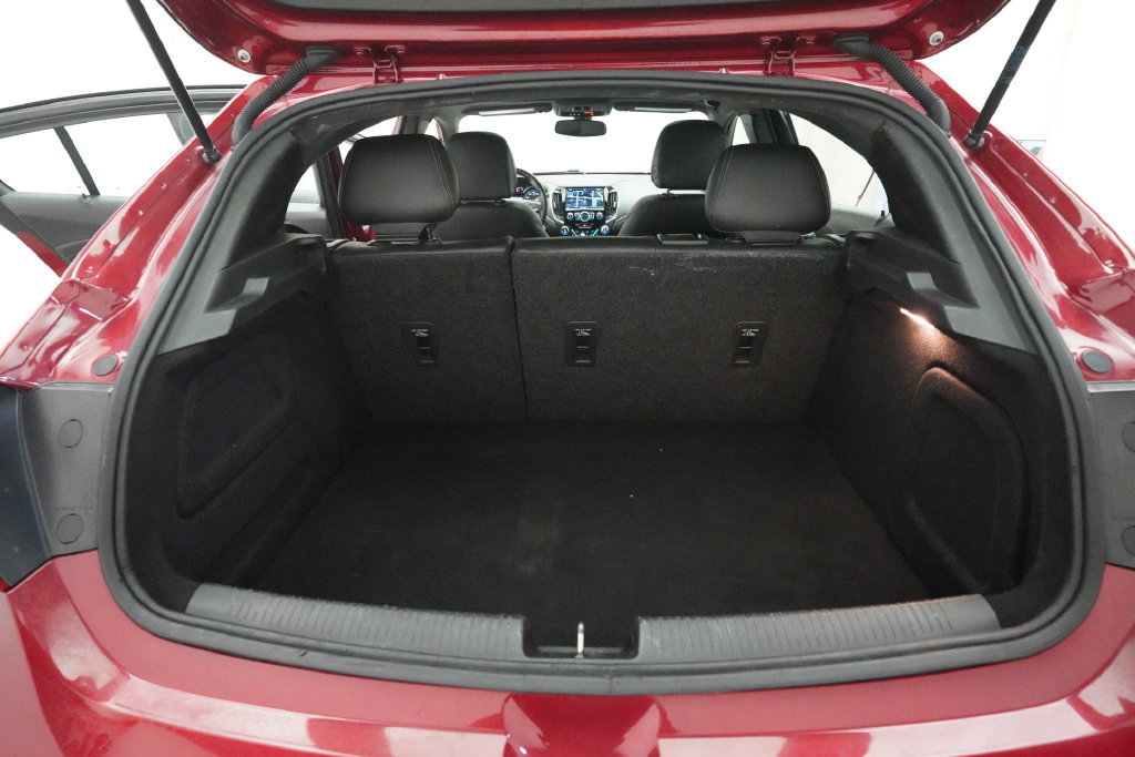 Used 2017 Chevrolet Cruze Premier FWD image 10