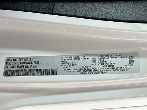 Used 2025 Jeep Wrangler Unlimited Sport image 27