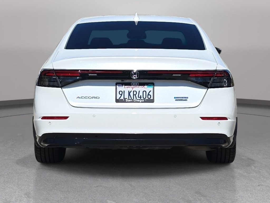 Used 2024 Honda Accord Touring image 7