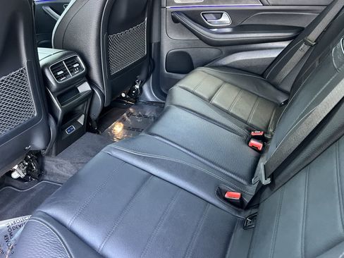 Used 2024 Mercedes-Benz GLE 450 4MATIC image 5