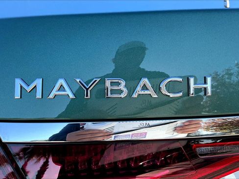 New 2026 Mercedes-Benz Maybach S 680 4MATIC image 8