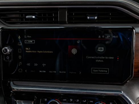 Used 2024 GMC Sierra 2500 Denali Ultimate image 24