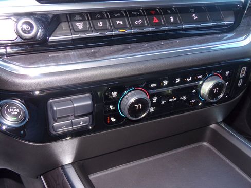 Used 2024 Chevrolet Silverado 3500 LTZ w/ LTZ Premium Package image 28