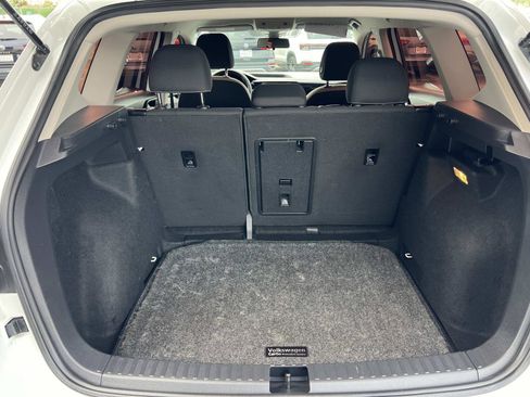 Certified 2022 Volkswagen Taos S image 21