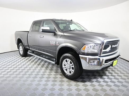 Used 2018 RAM 2500 Laramie AWD/4WD image 10