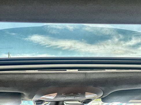 New 2026 Chrysler Pacifica Pinnacle w/ Trailer Tow Group image 23