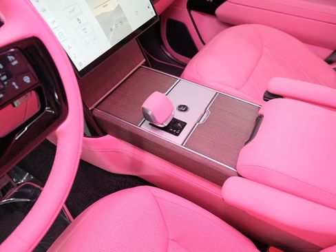 Used 2025 Land Rover Range Rover SE image 21