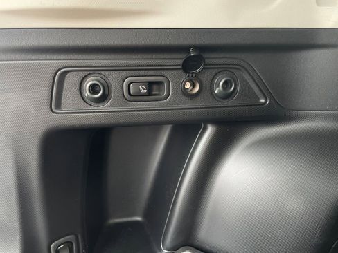 Used 2019 Subaru Forester Touring image 25