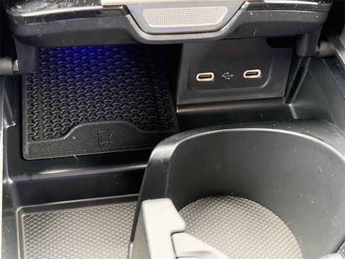 New 2025 Mercedes-Benz C 300 Sedan image 26