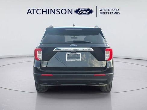 Certified 2024 Ford Explorer XLT AWD/4WD image 5