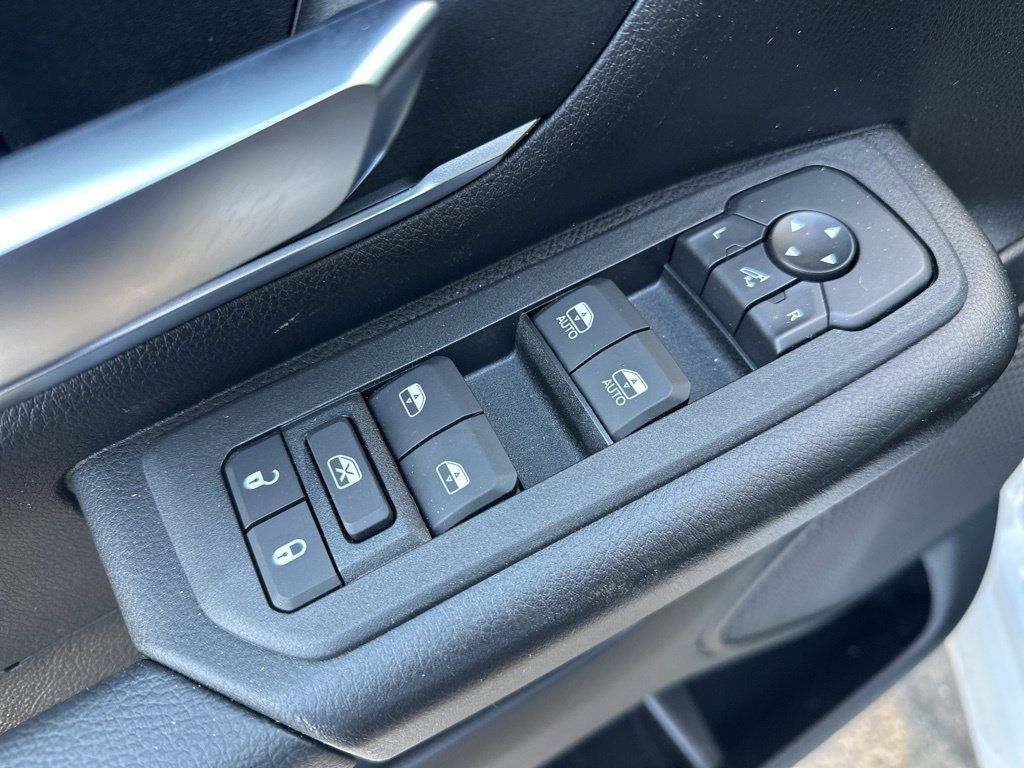 New 2026 RAM 1500 Big Horn AWD/4WD image 13