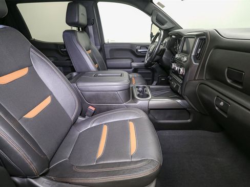 Used 2022 GMC Sierra 1500 AT4 w/ AT4 Premium Package image 17